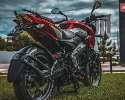 Баджадж Пульсар, объемом двигателя 0.2 л и пробегом 0 тыс. км за 3100 $, фото 9 на Automoto.ua