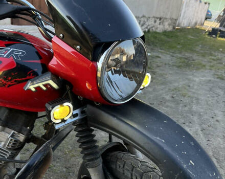 Красный Баджадж Boxer BM 150X, объемом двигателя 0 л и пробегом 38 тыс. км за 600 $, фото 1 на Automoto.ua