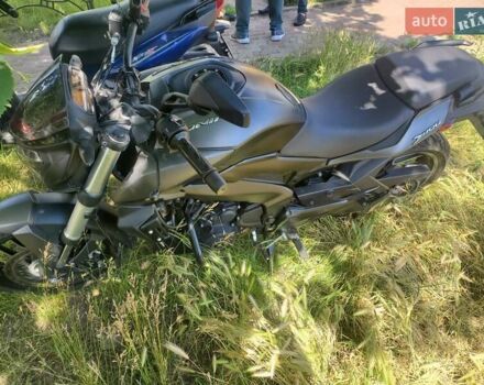 Черный Баджадж Dominar, объемом двигателя 0.4 л и пробегом 7 тыс. км за 3800 $, фото 2 на Automoto.ua