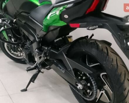 купити нове авто Баджадж Dominar 2024 року від офіційного дилера MotoHub Баджадж фото