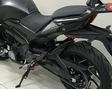 купити нове авто Баджадж Dominar 2024 року від офіційного дилера MotoHub Баджадж фото