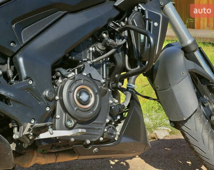 Чорний Баджадж Dominar 400, об'ємом двигуна 0.37 л та пробігом 19 тис. км за 3300 $, фото 2 на Automoto.ua