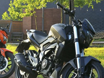 Чорний Баджадж Dominar 400, об'ємом двигуна 0.37 л та пробігом 19 тис. км за 3300 $, фото 1 на Automoto.ua