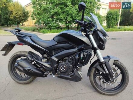 Баджадж Dominar 400 2022 в Доброполье на Automoto.ua Черный Баджадж Dominar 400, объемом двигателя 0.37 л и пробегом 12 тыс. км за 3600 $, фото 1 на Automoto.ua