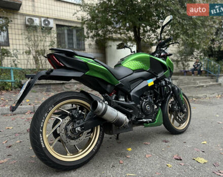 Баджадж Dominar 400 2018 в Киеве на Automoto.ua Зеленый Баджадж Dominar 400, объемом двигателя 0.4 л и пробегом 11 тыс. км за 3400 $, фото 3 на Automoto.ua