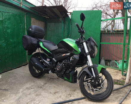 Зелений Баджадж Dominar 400, об'ємом двигуна 0.4 л та пробігом 2 тис. км за 3600 $, фото 1 на Automoto.ua