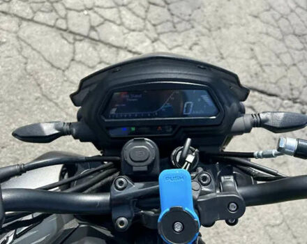 Чорний Баджадж Dominar D400, об'ємом двигуна 0.37 л та пробігом 16 тис. км за 3500 $, фото 5 на Automoto.ua