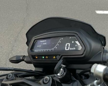 Черный Баджадж Dominar D400, объемом двигателя 0.37 л и пробегом 12 тыс. км за 3600 $, фото 6 на Automoto.ua