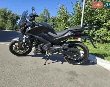 Баджадж Dominar D400 2024 в Киеве на Automoto.ua Черный Баджадж Dominar D400, объемом двигателя 0.37 л и пробегом 900 тыс. км за 4000 $, фото 6 на Automoto.ua