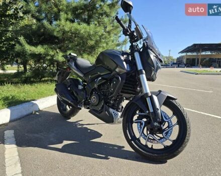 Баджадж Dominar D400 2024 в Киеве на Automoto.ua Черный Баджадж Dominar D400, объемом двигателя 0.37 л и пробегом 900 тыс. км за 4000 $, фото 5 на Automoto.ua
