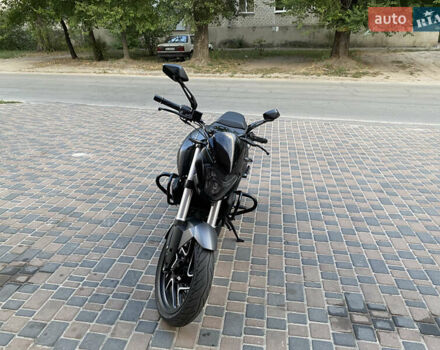 Черный Баджадж Dominar D400, объемом двигателя 0.37 л и пробегом 12 тыс. км за 4000 $, фото 4 на Automoto.ua