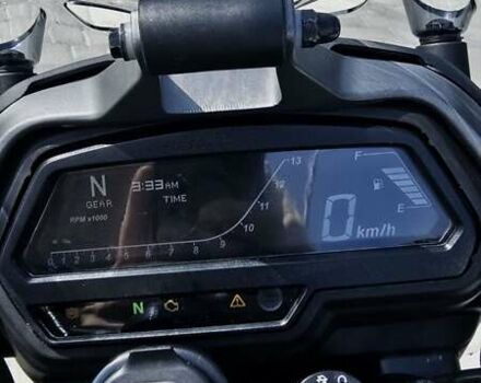 Черный Баджадж Dominar D400, объемом двигателя 0.37 л и пробегом 15 тыс. км за 4000 $, фото 8 на Automoto.ua
