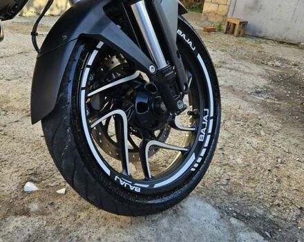 Баджадж Dominar D400 2024 в Броварах на Automoto.ua Черный Баджадж Dominar D400, объемом двигателя 0.37 л и пробегом 8 тыс. км за 4050 $, фото 8 на Automoto.ua