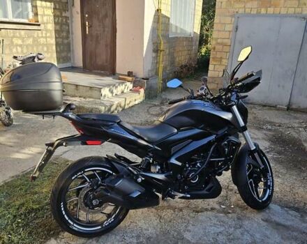 Баджадж Dominar D400 2024 в Броварах на Automoto.ua Черный Баджадж Dominar D400, объемом двигателя 0.37 л и пробегом 8 тыс. км за 4050 $, фото 2 на Automoto.ua