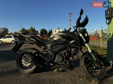 Баджадж Dominar D400 2023 в Дрогобыче на Automoto.ua Черный Баджадж Dominar D400, объемом двигателя 0.37 л и пробегом 6 тыс. км за 3750 $, фото 1 на Automoto.ua