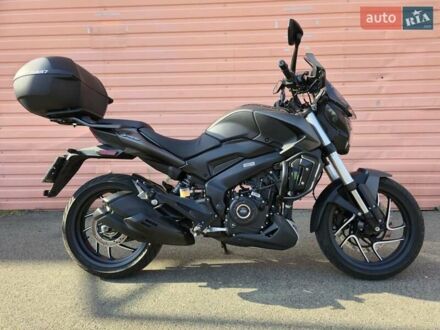 Баджадж Dominar D400 2024 у Києві на Automoto.ua Чорний Баджадж Dominar D400, об'ємом двигуна 0.37 л та пробігом 5 тис. км за 4000 $, фото 1 на Automoto.ua
