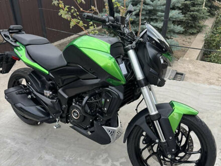 Баджадж Dominar D400 2023 в Запорожье на Automoto.ua Баджадж Dominar D400, объемом двигателя 0.4 л и пробегом 2 тыс. км за 4000 $, фото 1 на Automoto.ua