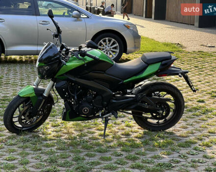 Зелений Баджадж Dominar D400, об'ємом двигуна 0.4 л та пробігом 1 тис. км за 3600 $, фото 3 на Automoto.ua