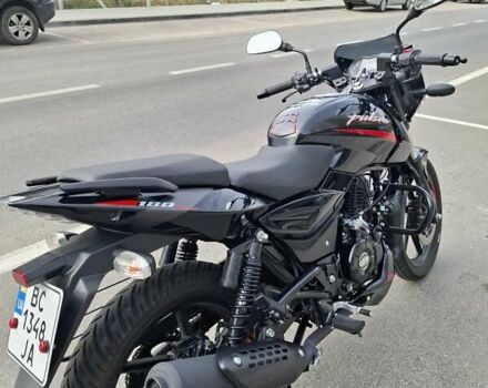 Черный Баджадж Pulsar 180, объемом двигателя 0.18 л и пробегом 10 тыс. км за 1599 $, фото 2 на Automoto.ua