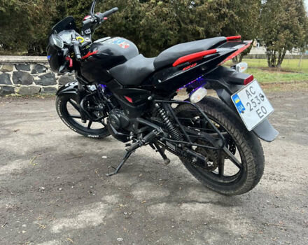 Черный Баджадж Pulsar 180, объемом двигателя 0 л и пробегом 16 тыс. км за 1296 $, фото 2 на Automoto.ua