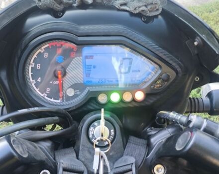 Баджадж Pulsar 180, об'ємом двигуна 0.18 л та пробігом 0 тис. км за 75000 $, фото 2 на Automoto.ua