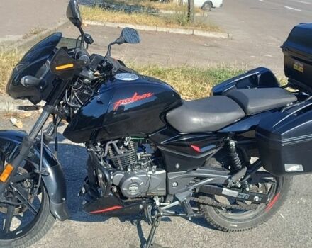 Баджадж Pulsar 180 2020 в Киеве на Automoto.ua Баджадж Pulsar 180, объемом двигателя 0.18 л и пробегом 0 тыс. км за 1340 $, фото 4 на Automoto.ua