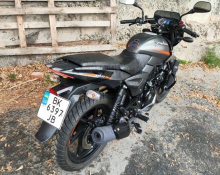 Баджадж Pulsar 180, об'ємом двигуна 0.18 л та пробігом 0 тис. км за 1800 $, фото 4 на Automoto.ua