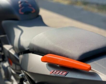 Баджадж Pulsar 180, об'ємом двигуна 0.18 л та пробігом 0 тис. км за 1990 $, фото 7 на Automoto.ua