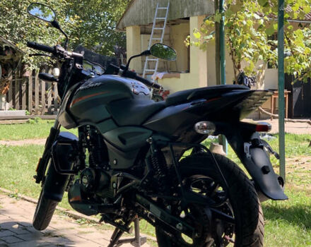 Сірий Баджадж Pulsar 180, об'ємом двигуна 0.18 л та пробігом 2 тис. км за 1800 $, фото 1 на Automoto.ua