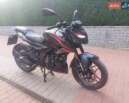 Черный Баджадж Pulsar N250, объемом двигателя 0.25 л и пробегом 2 тыс. км за 3350 $, фото 2 на Automoto.ua