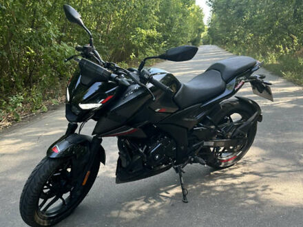 Чорний Баджадж Pulsar N250, об'ємом двигуна 0.25 л та пробігом 2 тис. км за 2900 $, фото 1 на Automoto.ua