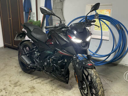 Баджадж Pulsar N250 2024 в Тернополе на Automoto.ua Черный Баджадж Pulsar N250, объемом двигателя 0.25 л и пробегом 6 тыс. км за 3100 $, фото 1 на Automoto.ua