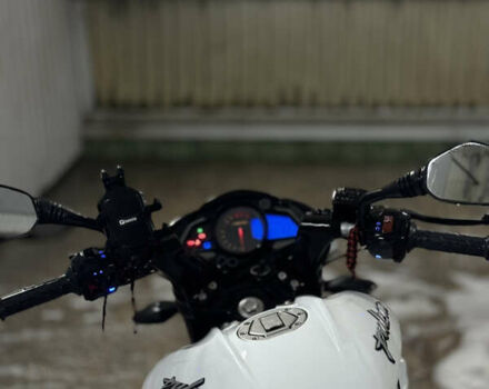 Белый Баджадж Pulsar NS200, объемом двигателя 0.2 л и пробегом 26 тыс. км за 1900 $, фото 6 на Automoto.ua