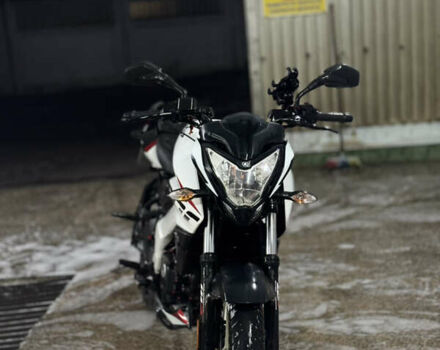 Белый Баджадж Pulsar NS200, объемом двигателя 0.2 л и пробегом 26 тыс. км за 1900 $, фото 3 на Automoto.ua