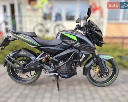 Черный Баджадж Pulsar NS200, объемом двигателя 0.2 л и пробегом 8 тыс. км за 2100 $, фото 4 на Automoto.ua