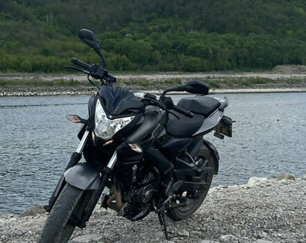 Черный Баджадж Pulsar NS200, объемом двигателя 0.2 л и пробегом 21 тыс. км за 2300 $, фото 1 на Automoto.ua