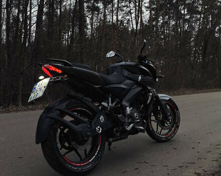 Черный Баджадж Pulsar NS200, объемом двигателя 0.2 л и пробегом 38 тыс. км за 1500 $, фото 1 на Automoto.ua