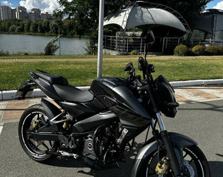 Чорний Баджадж Pulsar NS200, об'ємом двигуна 0.2 л та пробігом 9 тис. км за 1999 $, фото 1 на Automoto.ua