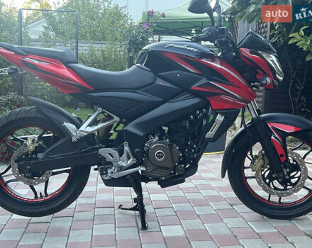 Черный Баджадж Pulsar NS200, объемом двигателя 0.2 л и пробегом 1 тыс. км за 2000 $, фото 1 на Automoto.ua