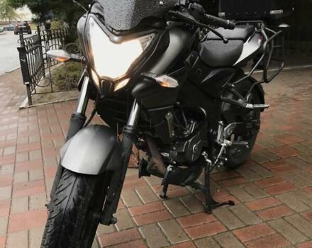 Черный Баджадж Pulsar NS200, объемом двигателя 0.2 л и пробегом 19 тыс. км за 1700 $, фото 4 на Automoto.ua