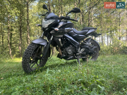 Черный Баджадж Pulsar NS200, объемом двигателя 0.2 л и пробегом 8 тыс. км за 2100 $, фото 1 на Automoto.ua