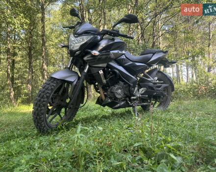 Черный Баджадж Pulsar NS200, объемом двигателя 0.2 л и пробегом 8 тыс. км за 2100 $, фото 1 на Automoto.ua