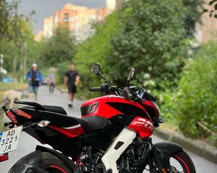 Червоний Баджадж Pulsar NS200, об'ємом двигуна 0.2 л та пробігом 14 тис. км за 2099 $, фото 4 на Automoto.ua