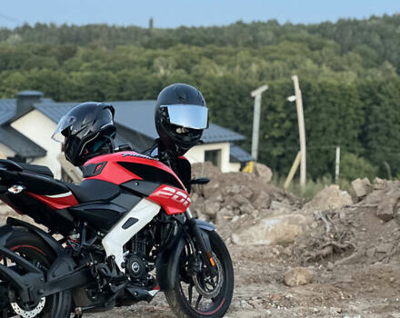 Червоний Баджадж Pulsar NS200, об'ємом двигуна 0.2 л та пробігом 14 тис. км за 2099 $, фото 2 на Automoto.ua