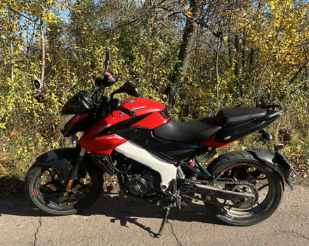 Красный Баджадж Pulsar NS200, объемом двигателя 0.2 л и пробегом 5 тыс. км за 2500 $, фото 1 на Automoto.ua