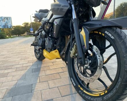 Баджадж Pulsar NS200, об'ємом двигуна 0.2 л та пробігом 0 тис. км за 2400 $, фото 20 на Automoto.ua