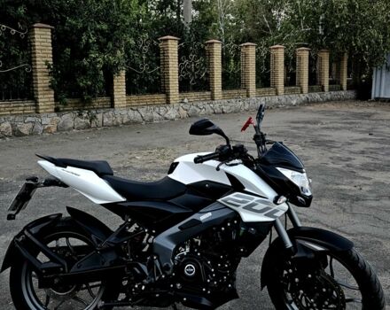 Баджадж Pulsar NS200, объемом двигателя 0.2 л и пробегом 0 тыс. км за 2373 $, фото 1 на Automoto.ua