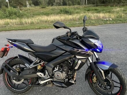 Баджадж Pulsar NS200, об'ємом двигуна 0.2 л та пробігом 0 тис. км за 2000 $, фото 1 на Automoto.ua