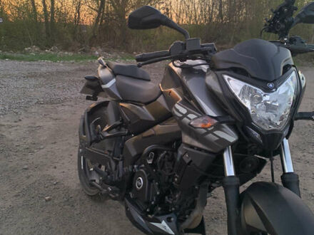 Баджадж Pulsar NS200 2022 у Полтаві на Automoto.ua Баджадж Pulsar NS200, об'ємом двигуна 0.2 л та пробігом 17 тис. км за 1800 $, фото 1 на Automoto.ua