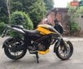 Желтый Баджадж Pulsar NS200, объемом двигателя 0.2 л и пробегом 300 тыс. км за 1568 $, фото 6 на Automoto.ua